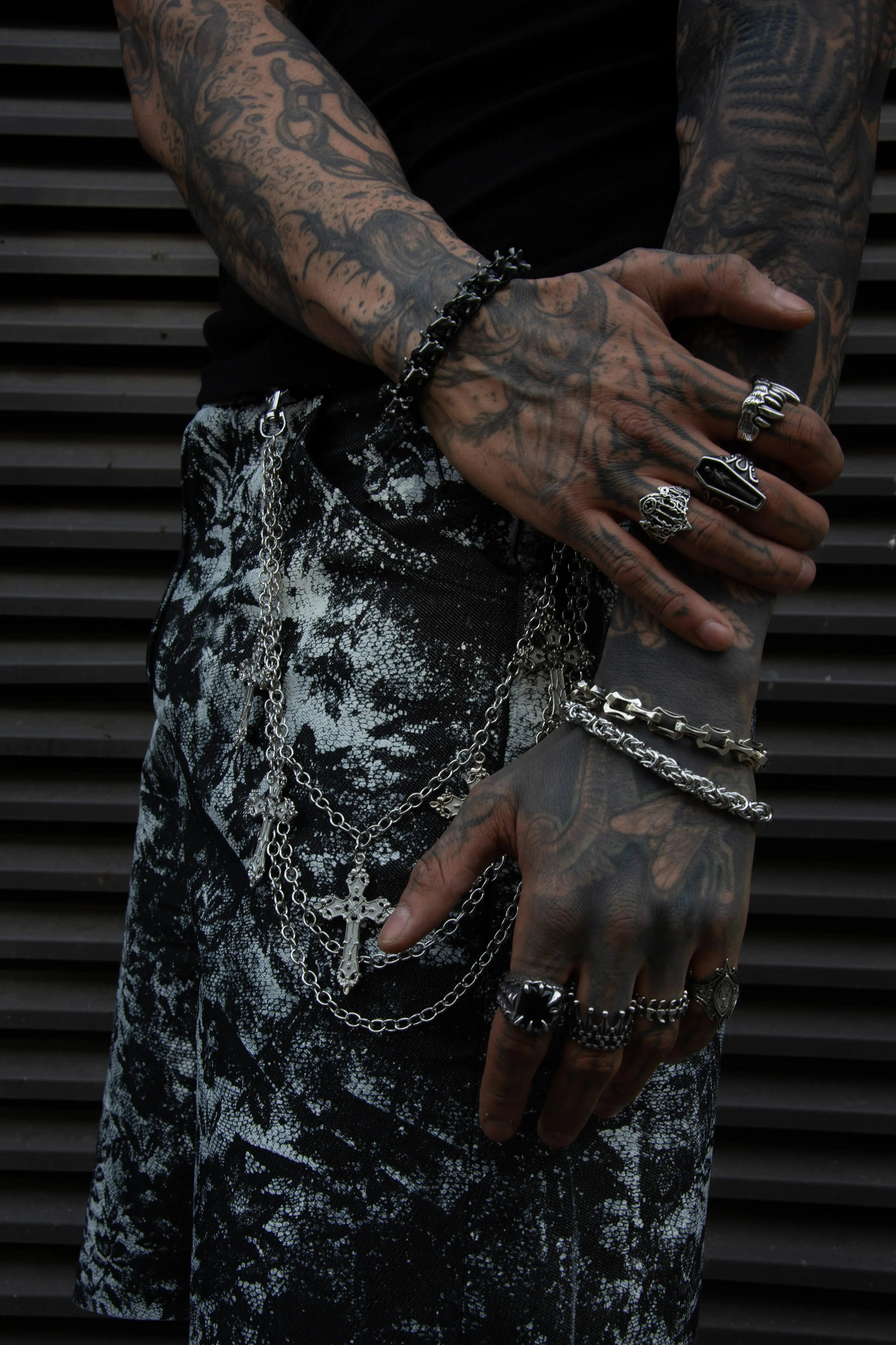 Anneau couronne royal en acier inoxydable style bijou dark alternatif tatouage, bagues massive.