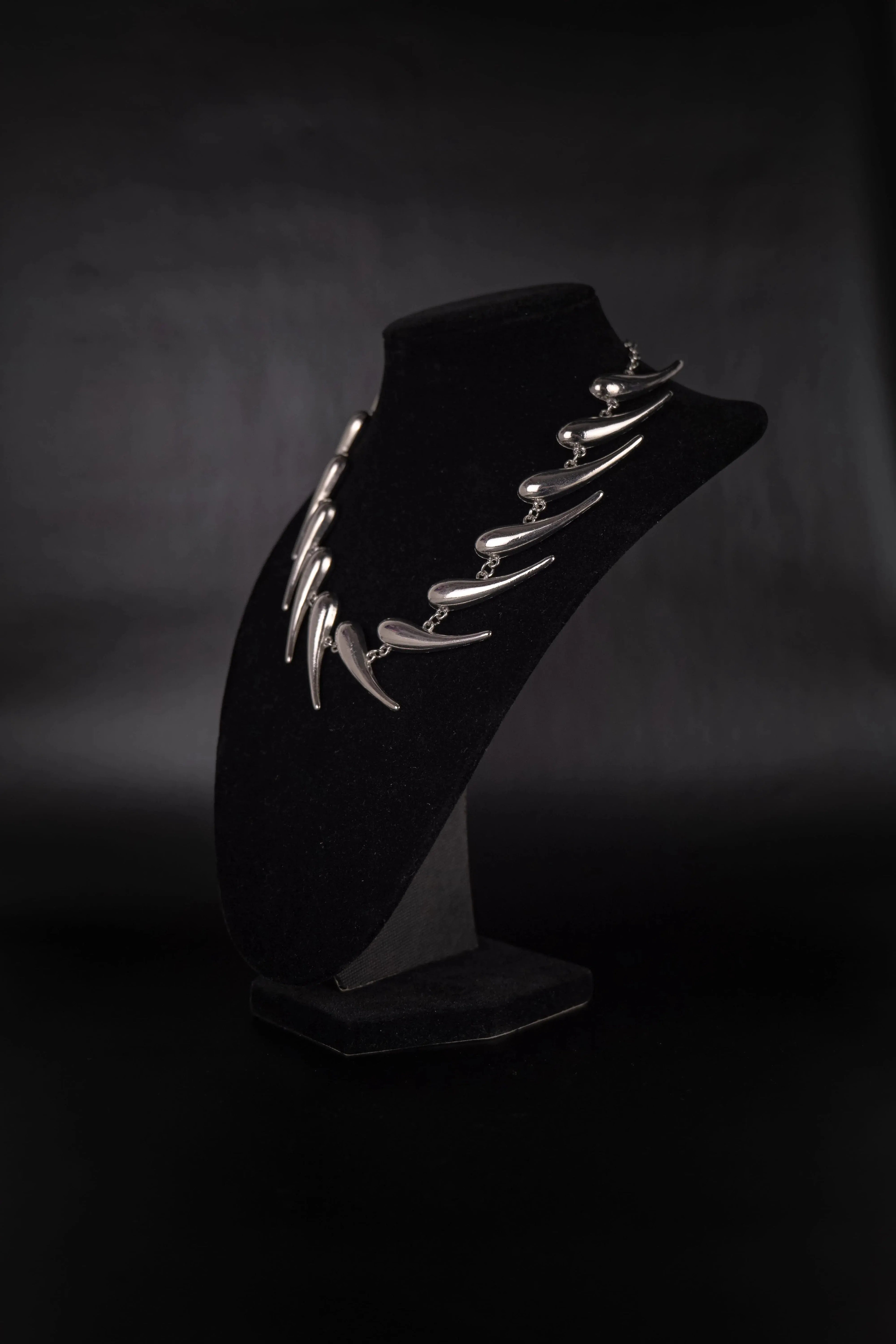 Metalic Claws Necklace Doomed Jewelry